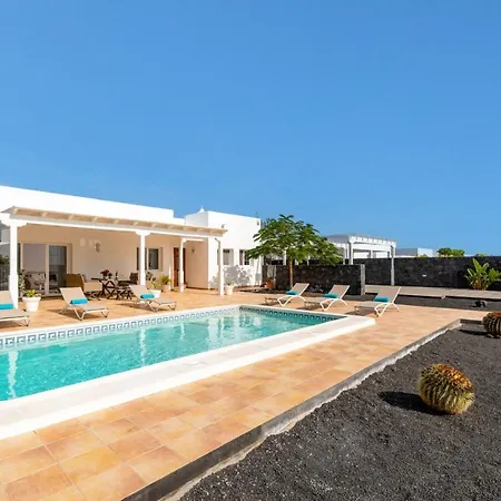 Oscar Lanzarote By * Teguise (Lanzarote)